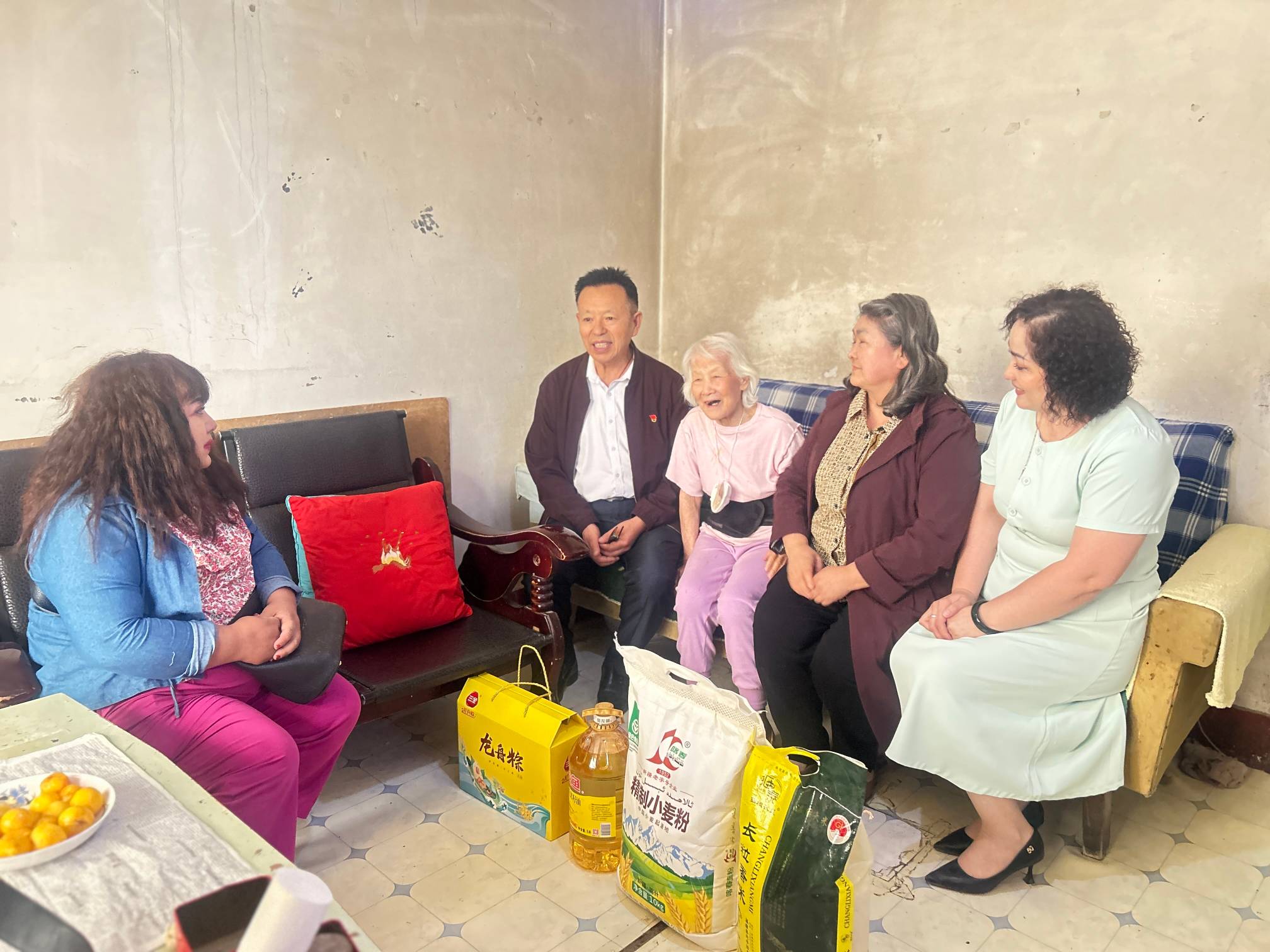 新疆正嘉律师事务所开展端午节慰问活动